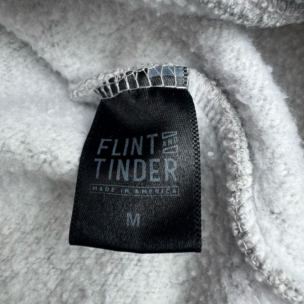 FLINT & TINDER 10 YEAR CREWNECK SWEATER Made In USA mens M - Picture 3 of 5